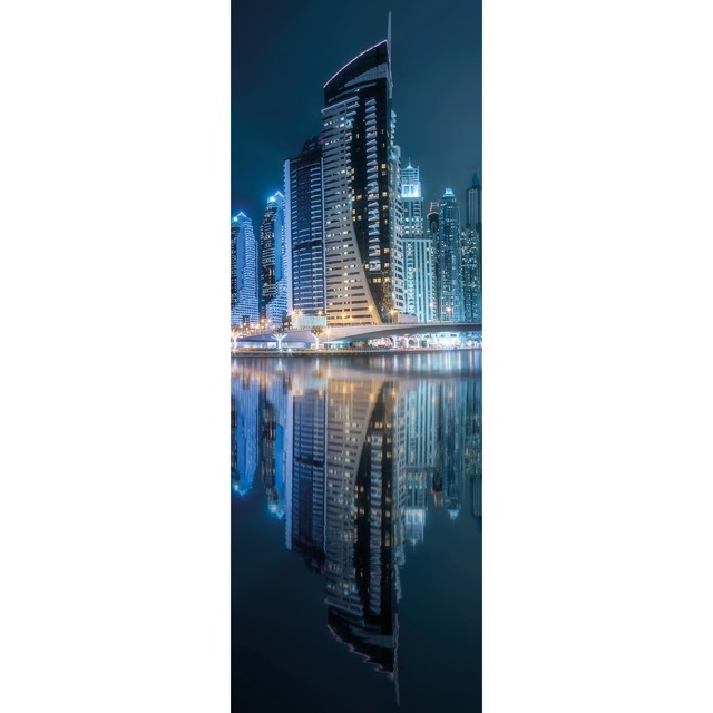 Color sample Dubai marina by night - (96,4 x 260,5 cm) 2,511m²